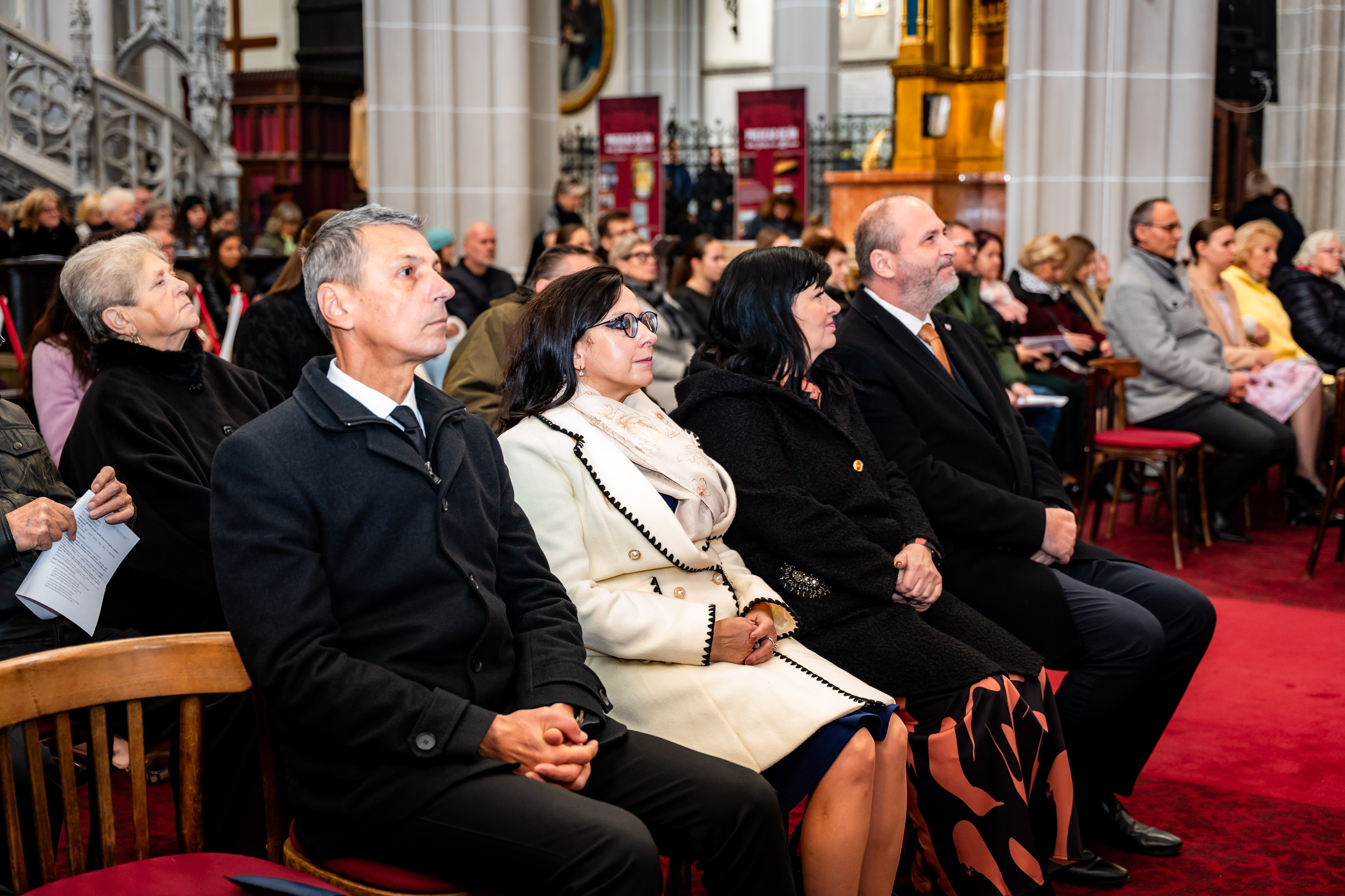 Sv. omsa za zosnulych biskupov a knazov kosickej arcidiecezy -18